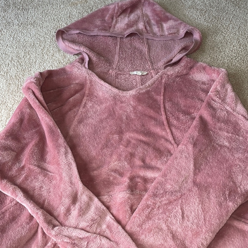 Pink cozy hooded sweater